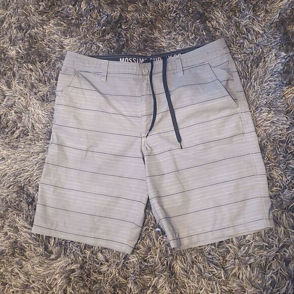 Mens Mossimo shorts   - Picture 1 of 3